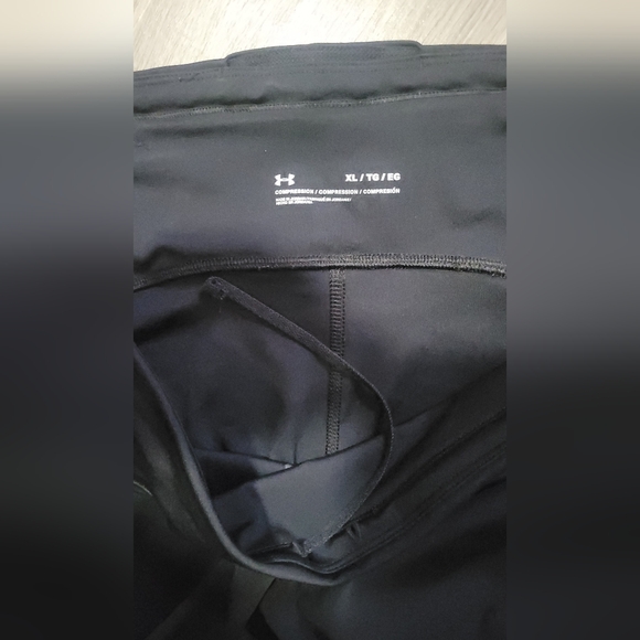 Under Armour Compression Leggings - Picture 2 of 2